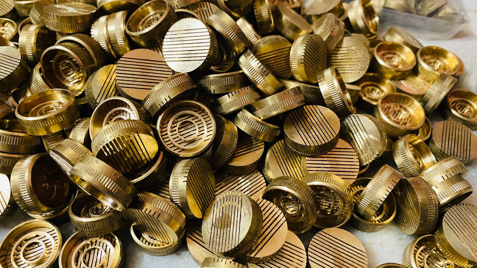 Brass core box air vents